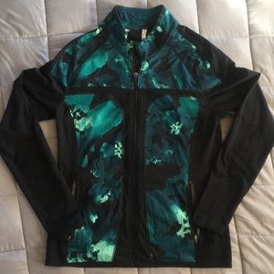 Fabletics Jacket EUC SIZE XL